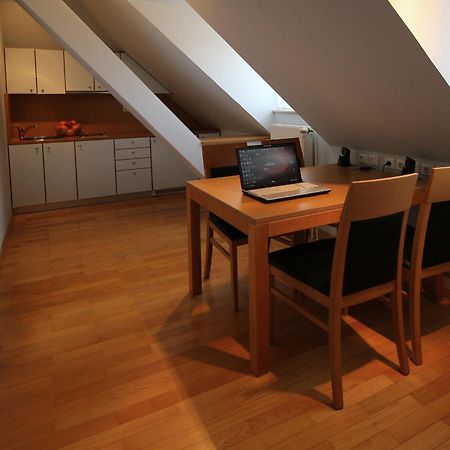 Apartments Villa Boltez Kranj Chambre photo